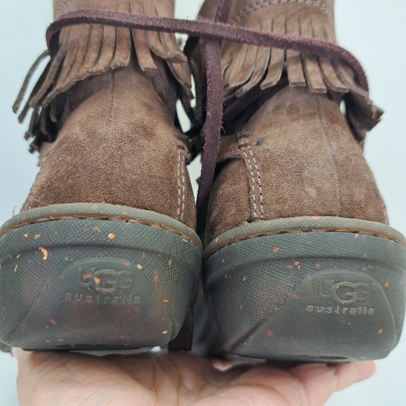 UGG Australia S/N 5749 Women's Suede Brown Leather Sheepskin Ankle Boots 9 - Picture 12 of 16